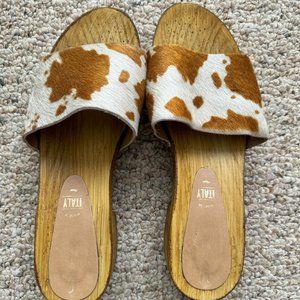 Seychelles Cow Print Mules 7.5